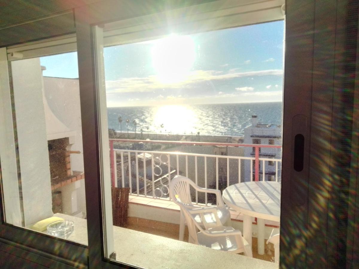 Апартаменты Terraza Al Mar Пинеда-де-Мар Экстерьер фото