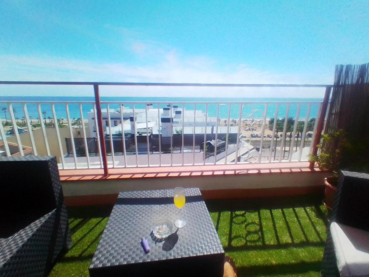 Апартаменты Terraza Al Mar Пинеда-де-Мар Экстерьер фото